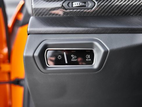 Used 2022 Lamborghini Urus image 53