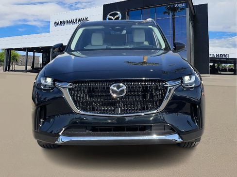 New 2025 MAZDA CX-90 Plug-In Hybrid w/ Premium Plus image 9