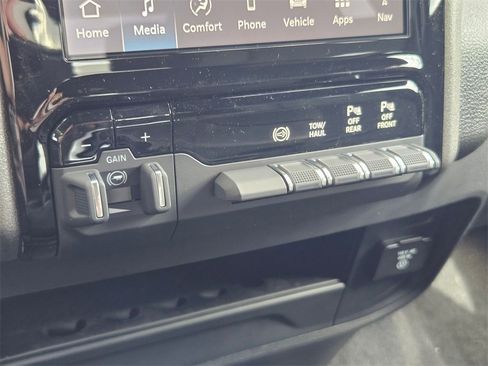 New 2025 RAM 2500 Tradesman image 28