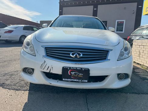 Used 2012 INFINITI G37 x Sedan w/ Premium Pkg image 8