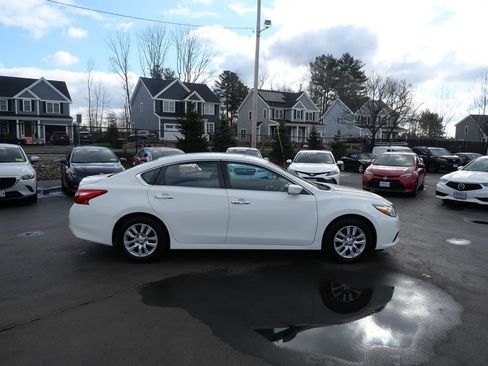 Used 2017 Nissan Altima 2.5 S image 8