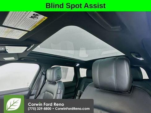 Used 2018 Land Rover Range Rover Sport HSE image 23