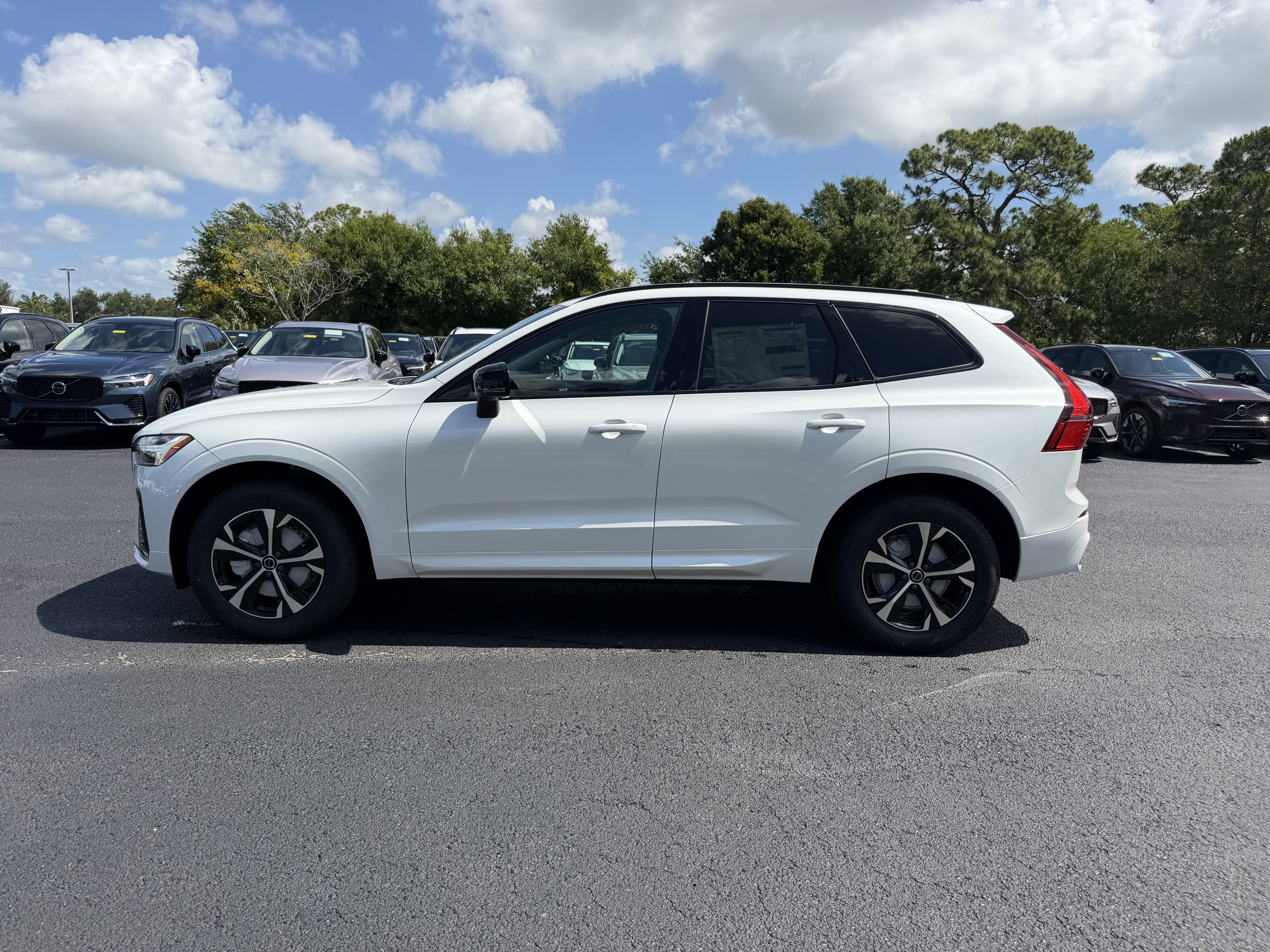 New 2026 Volvo XC60 B5 Core AWD/4WD image 6