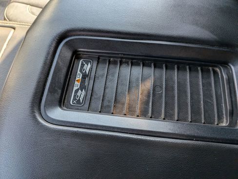 Used 2020 Chevrolet Suburban Premier image 64