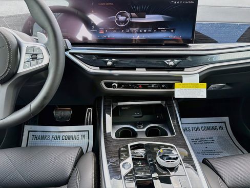 New 2027 BMW X7 xDrive40i w/ Executive Package AWD/4WD image 20