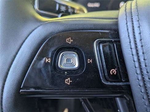 Certified 2023 Lincoln Aviator 2WD image 14