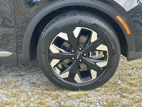 Used 2023 Kia Sportage X-Line w/ X-Line Premium Package AWD/4WD image 12