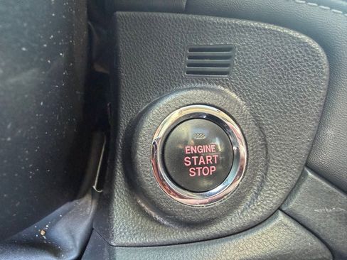 Used 2020 Subaru Outback Limited w/ Popular Package #2 image 29