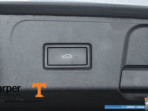 Used 2023 Volkswagen Atlas SE w/ Panoramic Sunroof Package FWD image 29