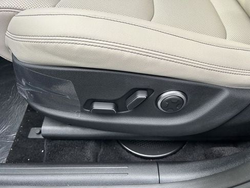 New 2026 Genesis GV70 2.5T AWD/4WD image 23