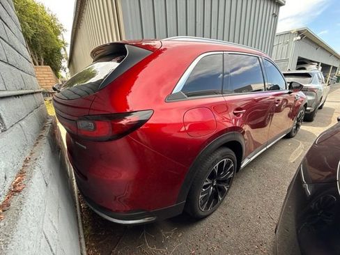 Used 2024 MAZDA CX-90 Plug-In Hybrid w/ Premium Pkg AWD/4WD image 3