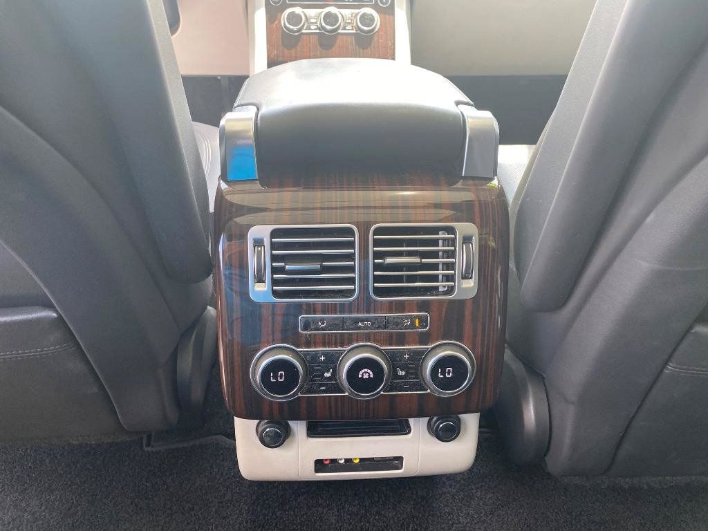 Used 2014 Land Rover Range Rover Supercharged AWD/4WD image 38