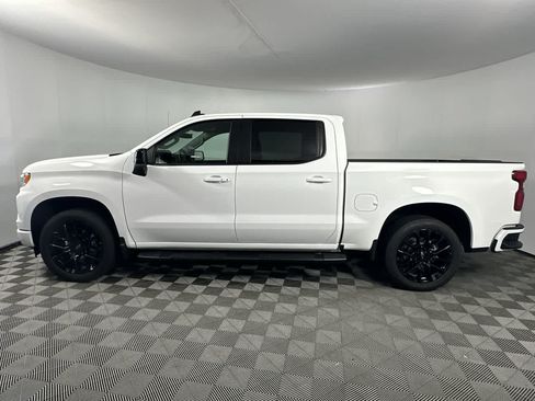 Used 2025 Chevrolet Silverado 1500 RST w/ Convenience Package II AWD/4WD image 5