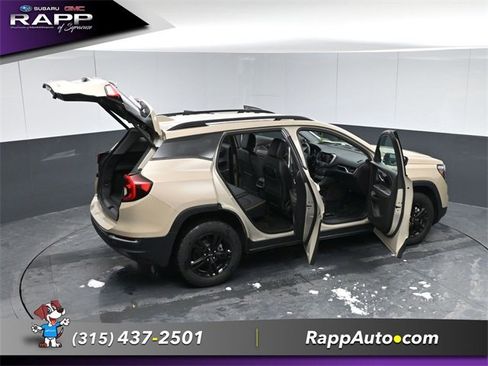 Used 2023 GMC Terrain AT4 image 25