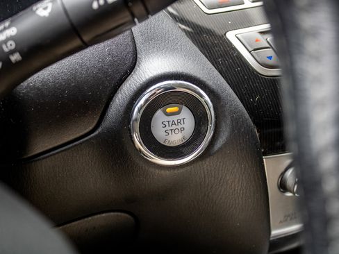 Used 2019 INFINITI QX60 Luxe w/ Essential Package image 38