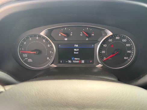 Used 2023 GMC Acadia SLT AWD/4WD image 13