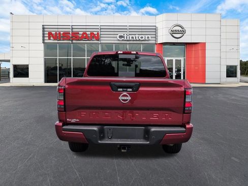 Certified 2025 Nissan Frontier SV w/ SV Convenience Package RWD image 4