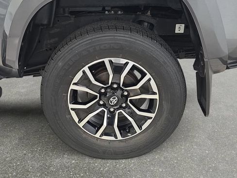 Certified 2023 Toyota Tacoma TRD Sport AWD/4WD image 28