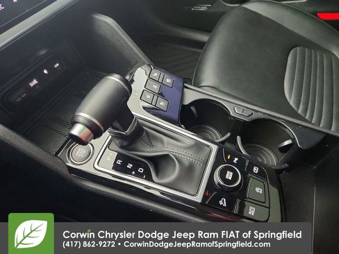 Used 2023 Kia Sportage SX image 29