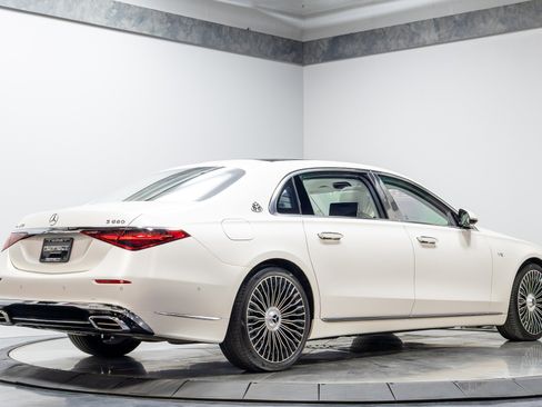 Used 2023 Mercedes-Benz Maybach S 680 4MATIC image 16