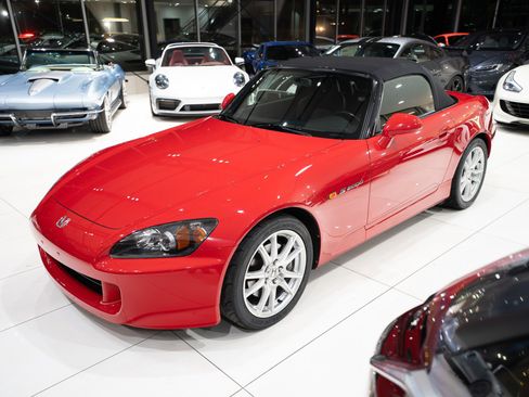 Used 2004 Honda S2000 image 33