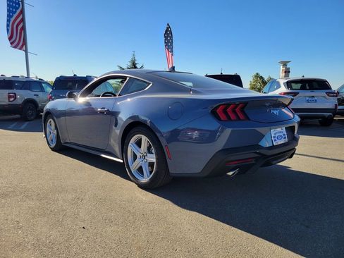 New 2026 Ford Mustang Coupe image 3