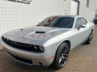 Used 2020 Dodge Challenger SXT video 1