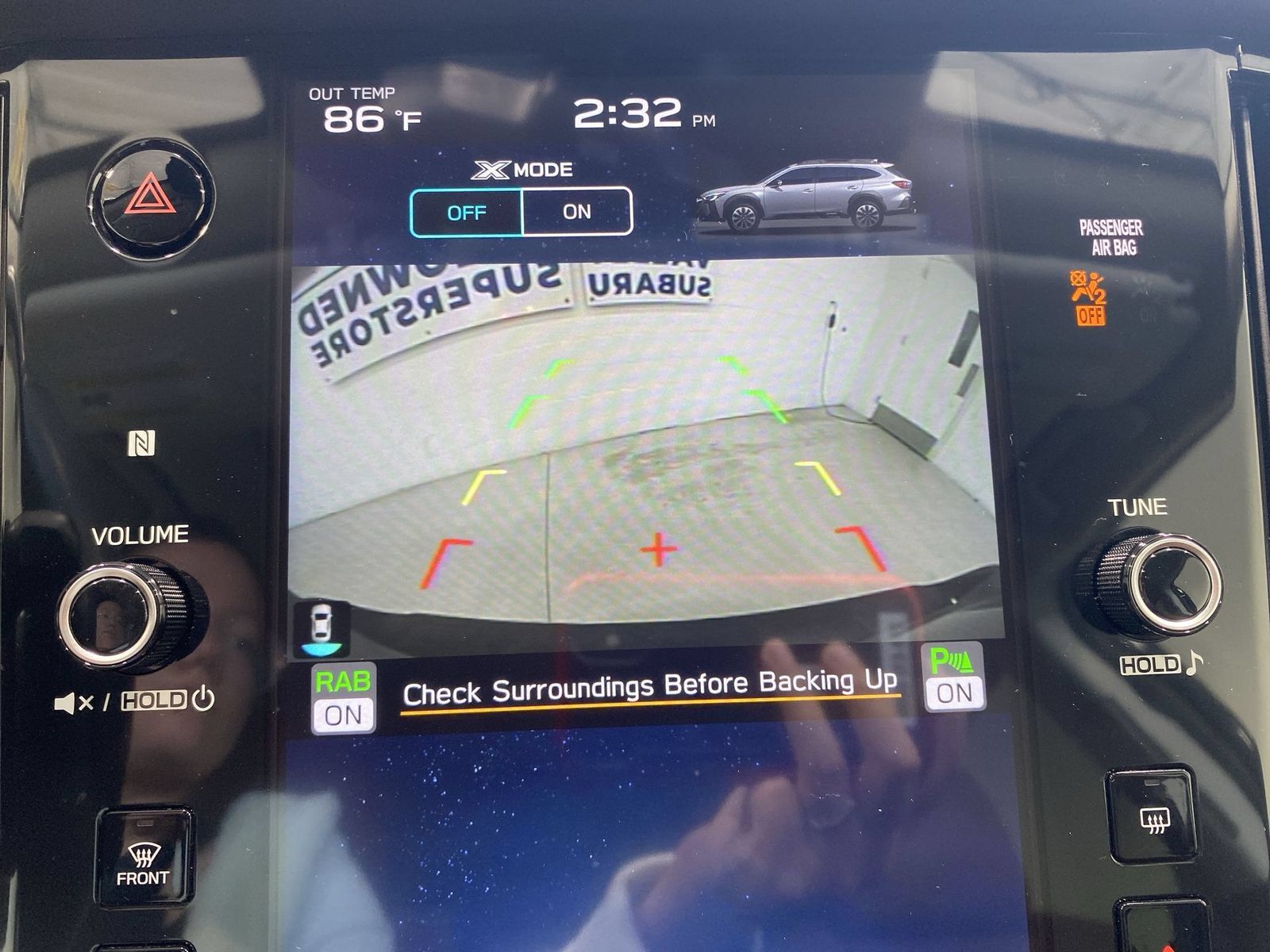 Used 2023 Subaru Outback Touring AWD/4WD image 17