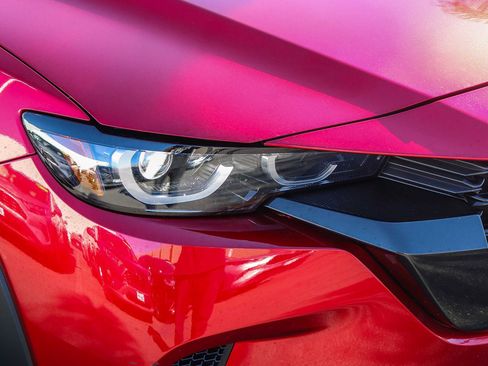 Used 2025 MAZDA CX-50 2.5 Hybrid w/ Preferred Pkg image 5