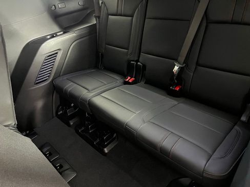 Used 2025 Chevrolet Tahoe RST image 27