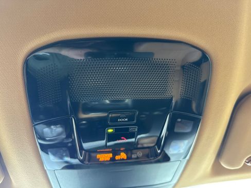 Used 2023 Lexus NX 250 FWD w/ Towing Package (2000 Lbs) image 31
