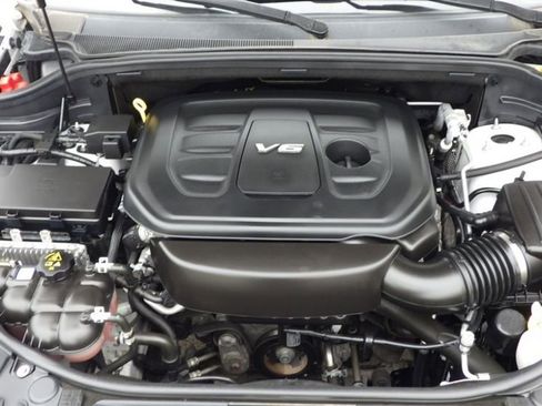 Used 2018 Jeep Grand Cherokee Altitude image 11