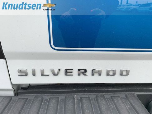 Used 2015 Chevrolet Silverado 1500 LTZ Z71 w/ LTZ Plus Package image 10