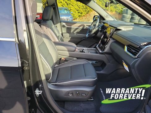 New 2026 GMC Acadia Denali w/ Super Cruise Package image 15