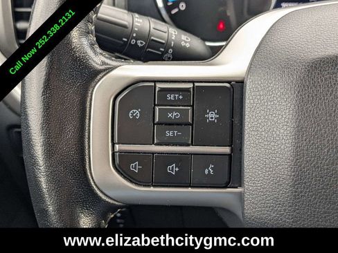 Used 2023 Ford Expedition Max XLT image 26