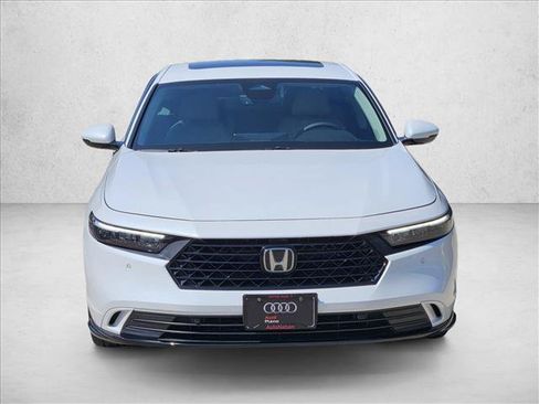 Used 2024 Honda Accord EX-L image 2