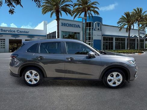 Used 2024 Honda HR-V LX image 9