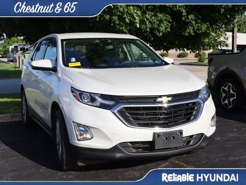 Used 2019 Chevrolet Equinox LT FWD image 2