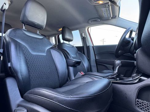 Used 2018 Jeep Compass Latitude w/ Popular Equipment Group image 27