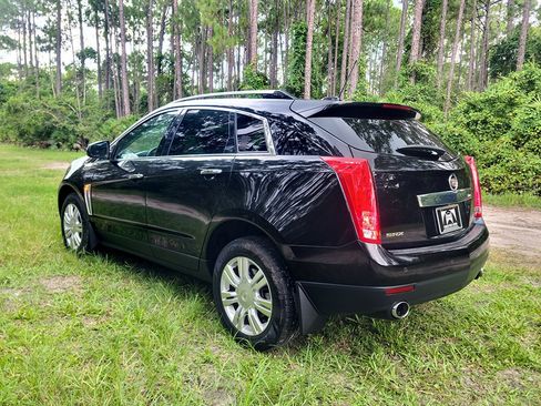 Used 2016 Cadillac SRX Luxury w/ Driver Awareness Package FWD image 6