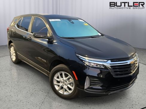 Used 2024 Chevrolet Equinox LT FWD image 3