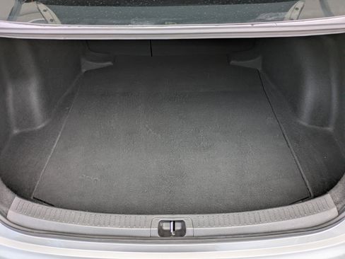 Used 2022 Toyota Corolla LE FWD image 13