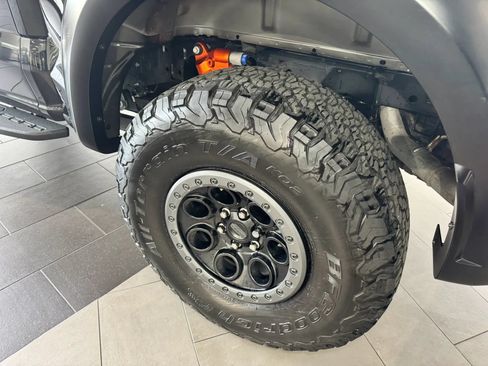 Used 2025 Ford F150 Raptor AWD/4WD image 70