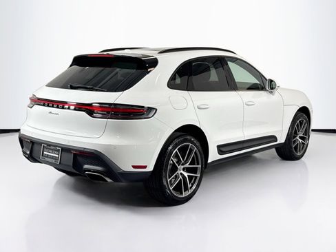 Used 2025 Porsche Macan image 9
