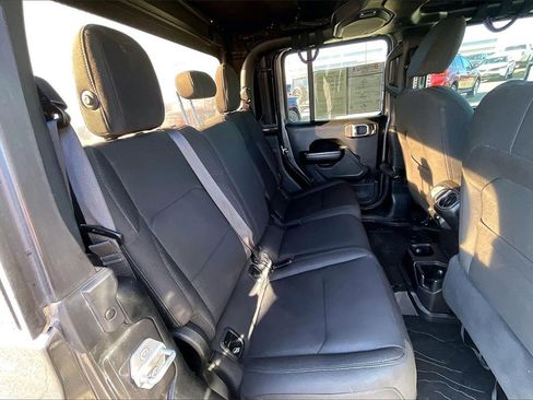 Used 2020 Jeep Gladiator Sport w/ Quick Order Package 24S image 26