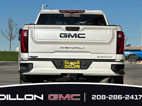 Used 2024 GMC Sierra 2500 Denali Ultimate AWD/4WD image 8