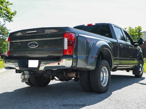 Used 2017 Ford F350 Lariat w/ Lariat Ultimate Package AWD/4WD image 8