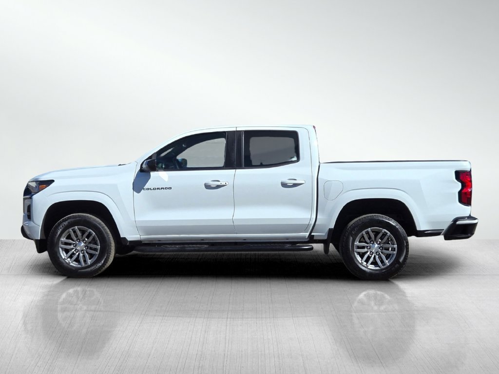 Used 2024 Chevrolet Colorado LT RWD image 8