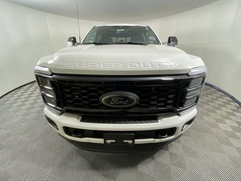 New 2025 Ford F250 Lariat w/ Lariat Ultimate Package image 8