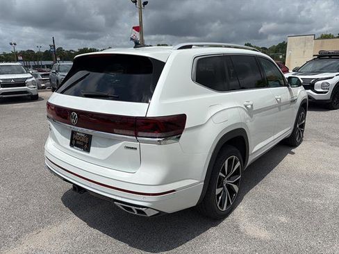 New 2026 Volkswagen Atlas SEL Premium R-Line AWD/4WD image 5